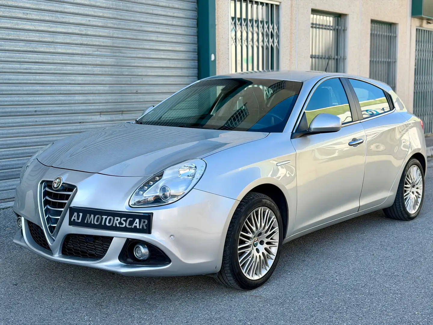 Alfa Romeo Giulietta Giulietta 1.4 TB MultiAir 170 ch S Grau - 1