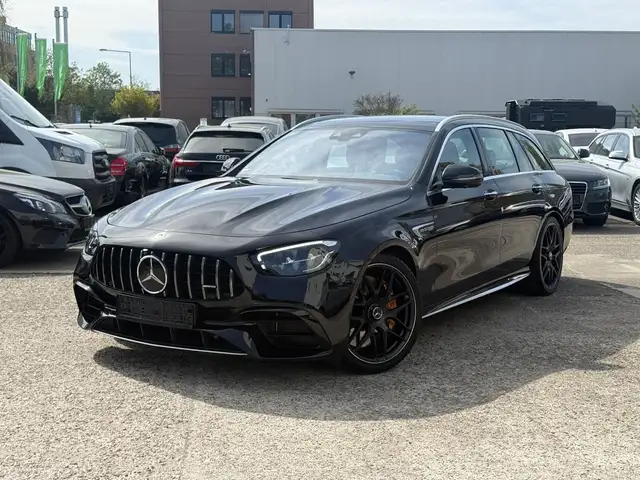 Mercedes-Benz E 63S AMG/ACC/HUD/Nappa/BURM/Carbon-Keramik/AHK