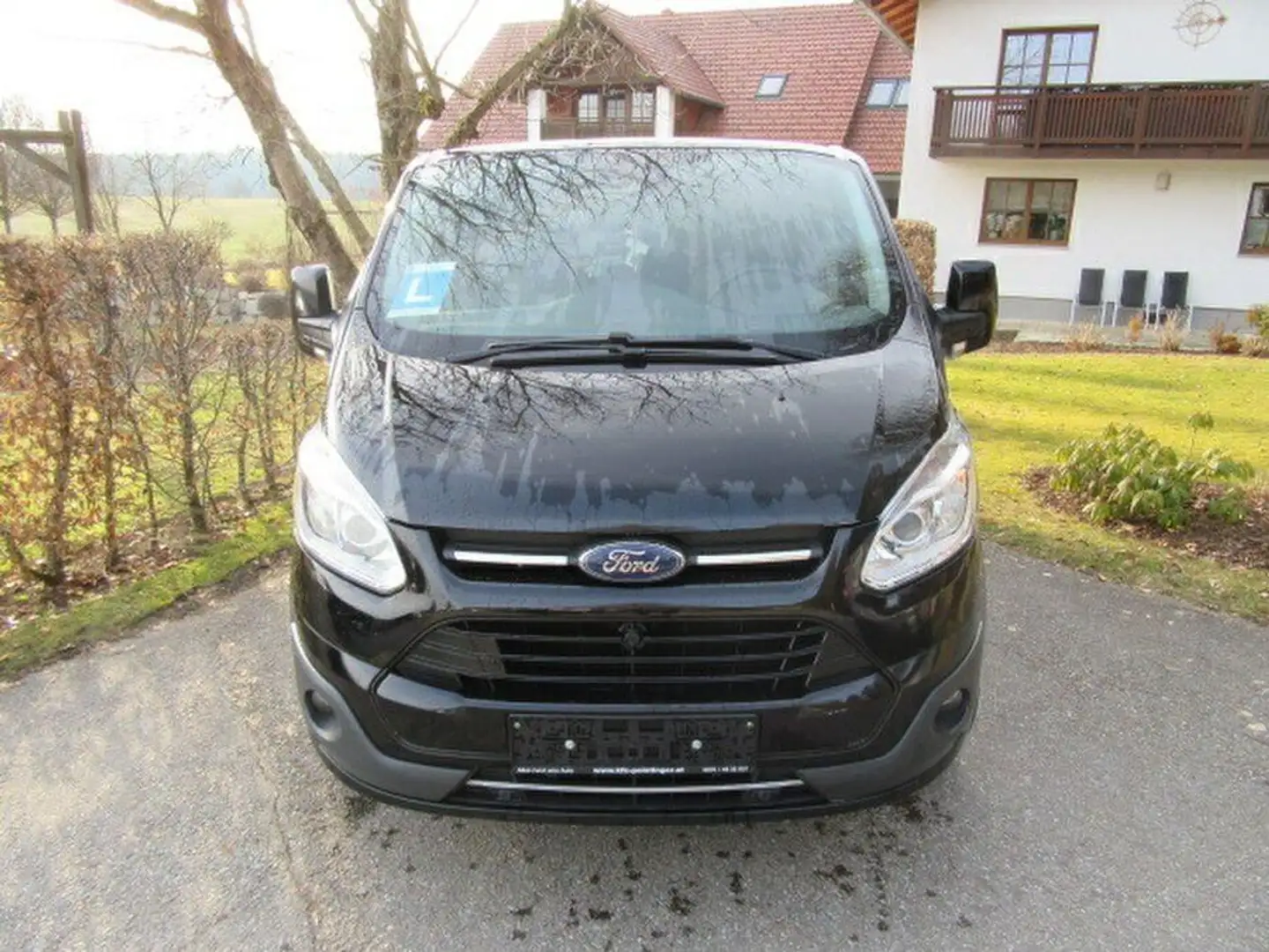 Ford Transit Custom 310 L2 Tourneo Titanium Schwarz - 2