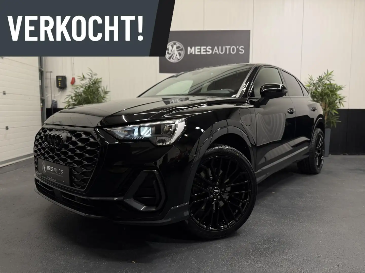 Audi Q3 Sportback 45 TFSI e S Edition|Keyless|Ambiance|20" Zwart - 2