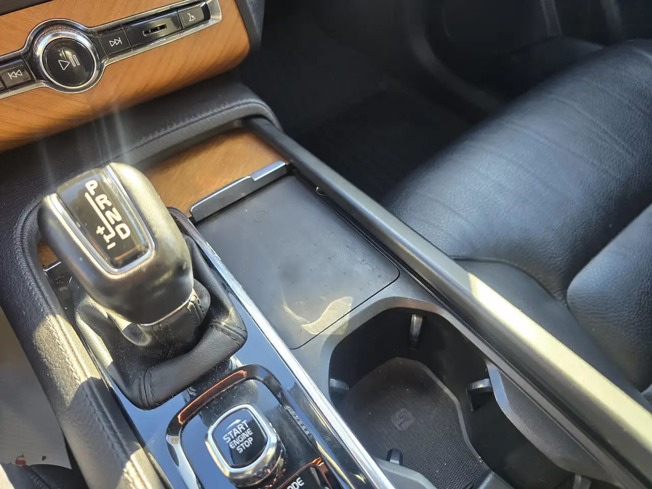 Volvo XC90 снимка Volvo XC90