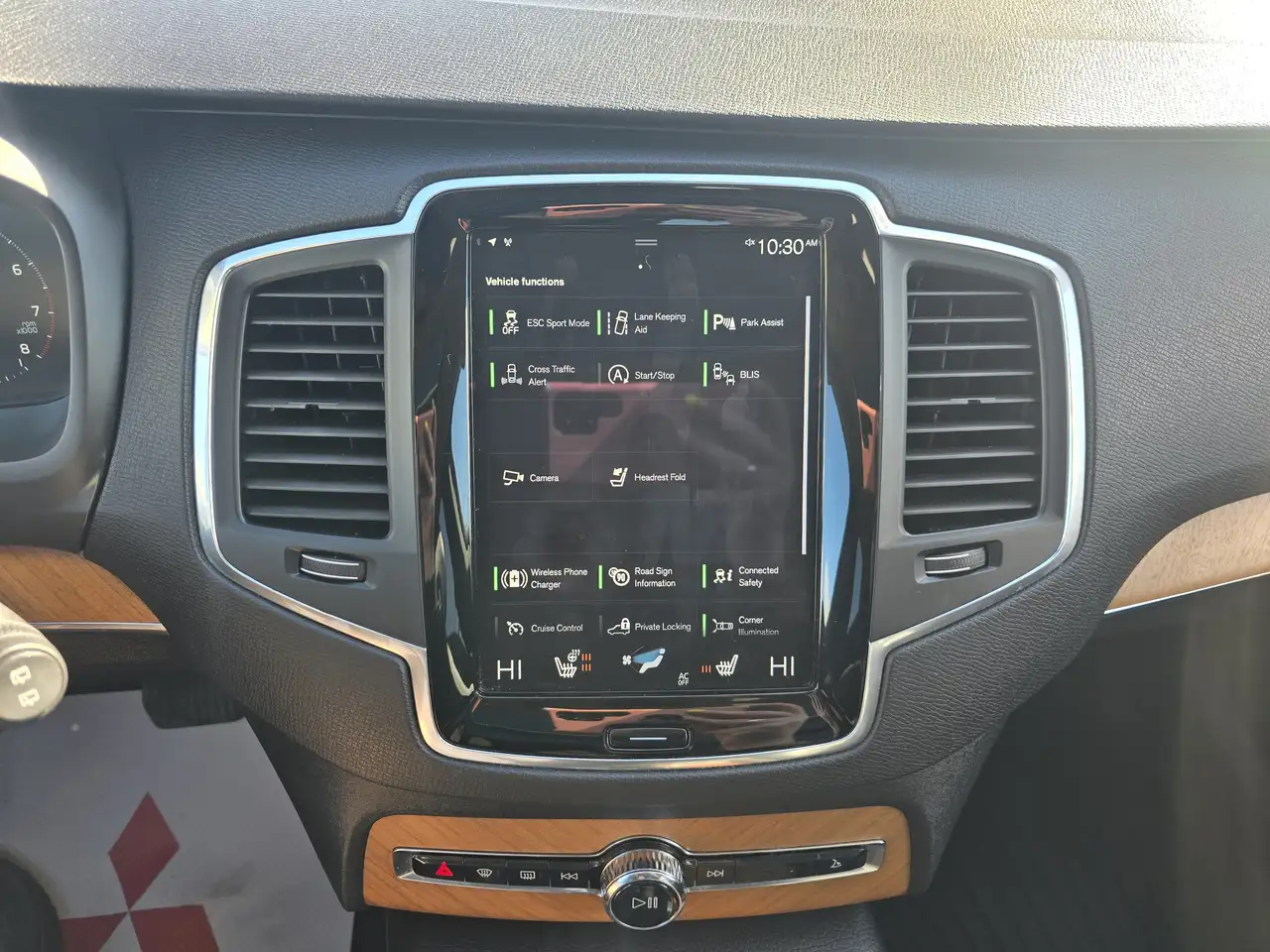 Volvo XC90 снимка Volvo XC90