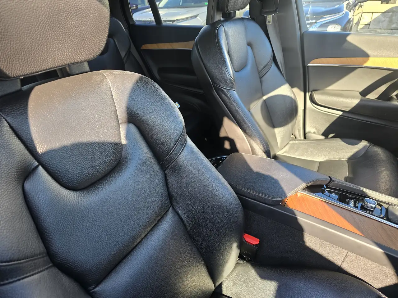 Volvo XC90 снимка Volvo XC90