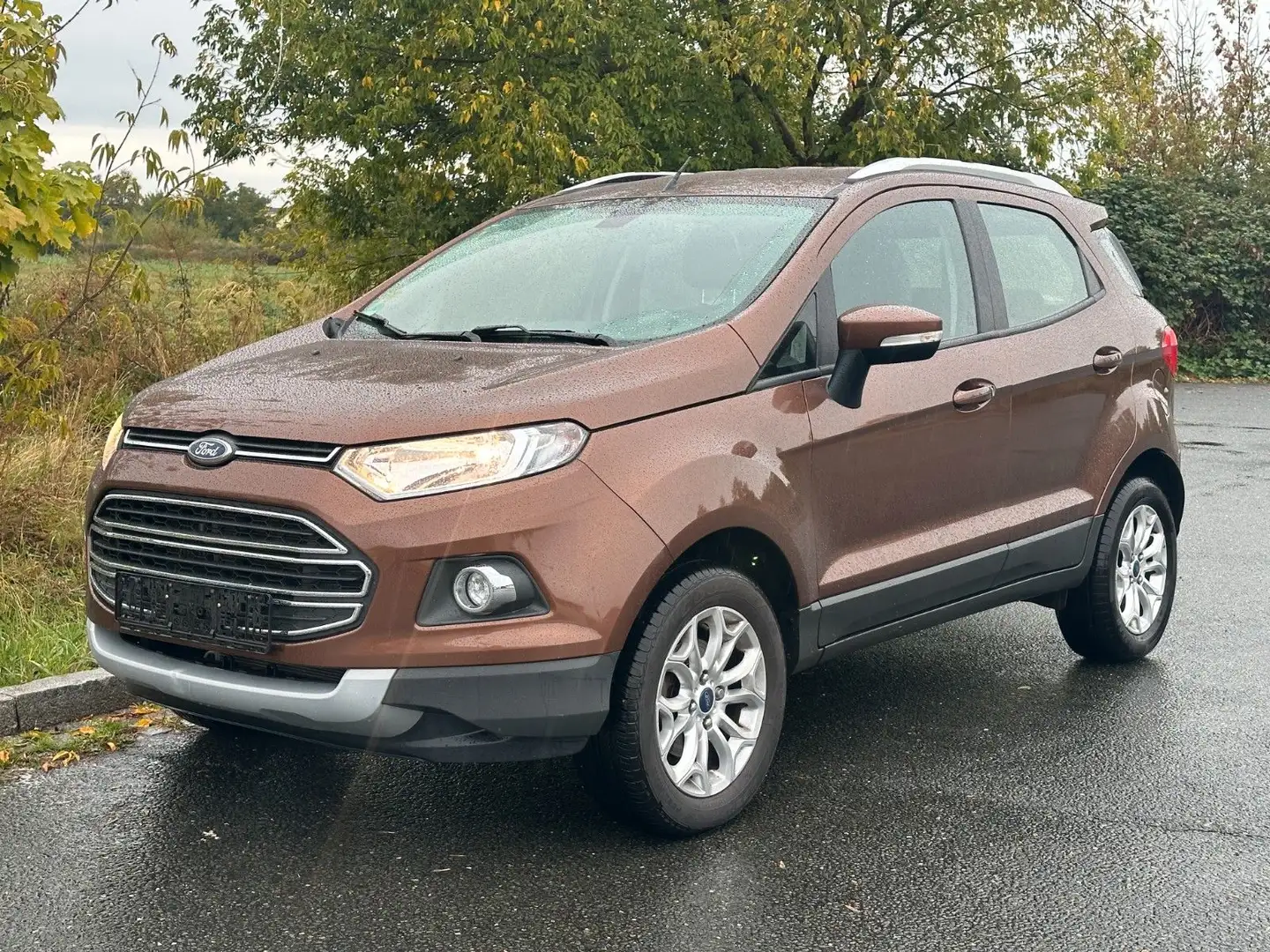 Ford EcoSport Titanium 1.Hand HU10.26 Schwingtür Braun - 2