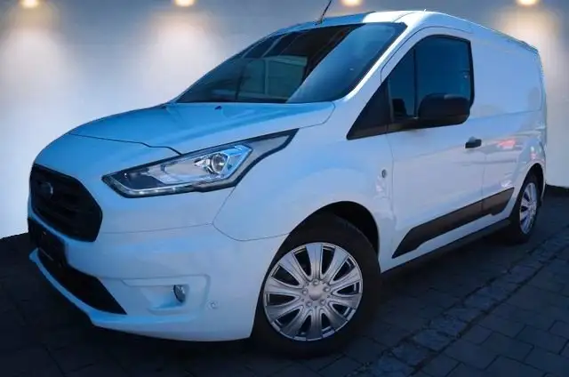 Ford Transit Connect **AUT**NAVI=XENON=ACC=3xSITZ=AHK=E6