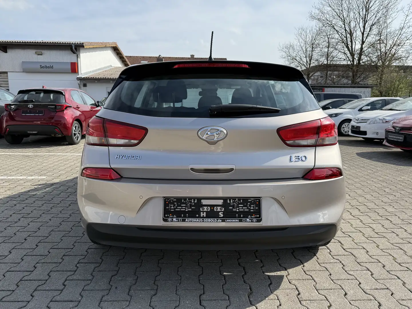 Hyundai i30 Select *1.Hand! Beige - 2