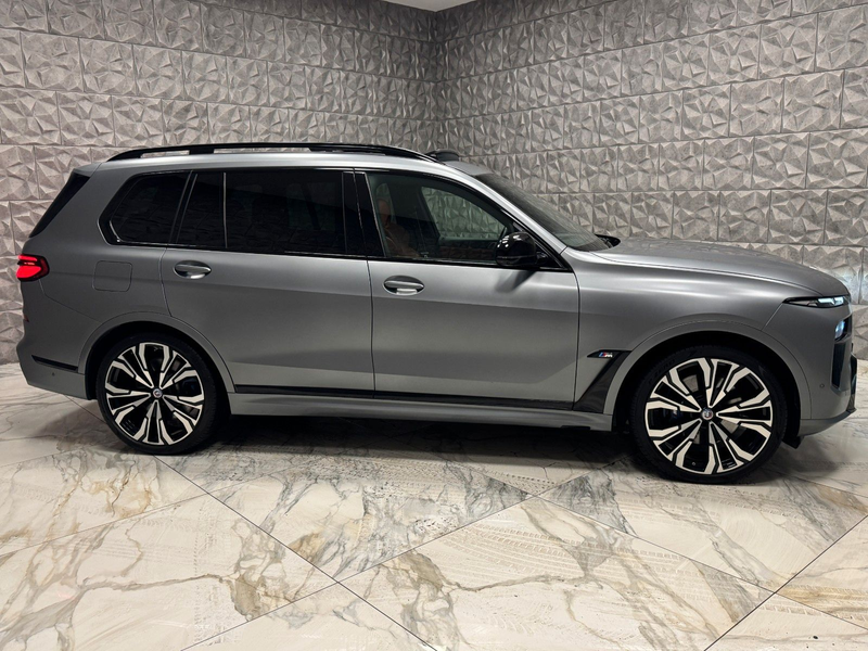 BMW X7 M60i xDrive 48V Aut. — photo 7