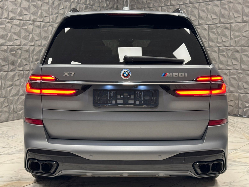 BMW X7 M60i xDrive 48V Aut. — photo 10