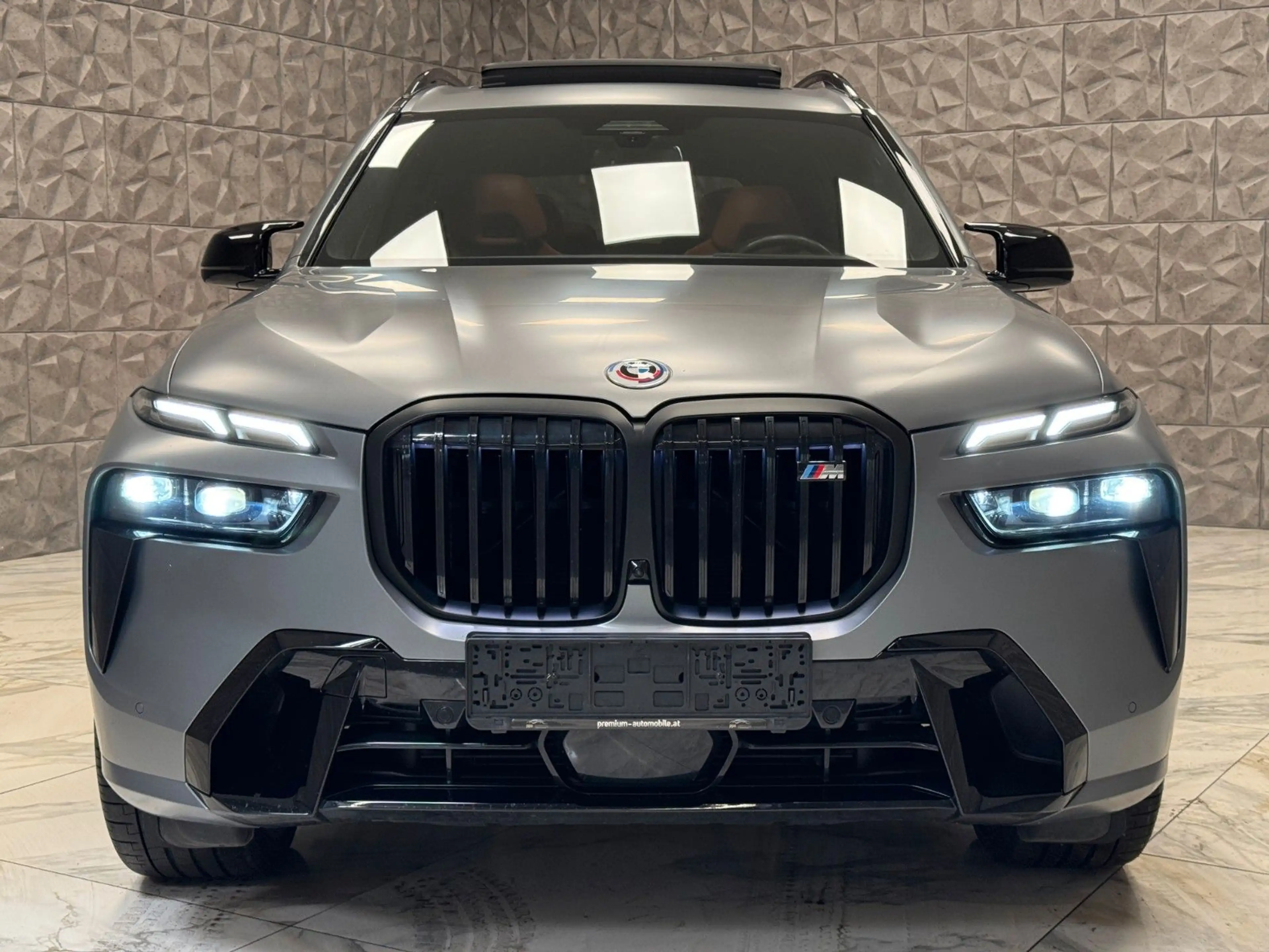 BMW X7 M60i xDrive 48V Aut. — photo 2