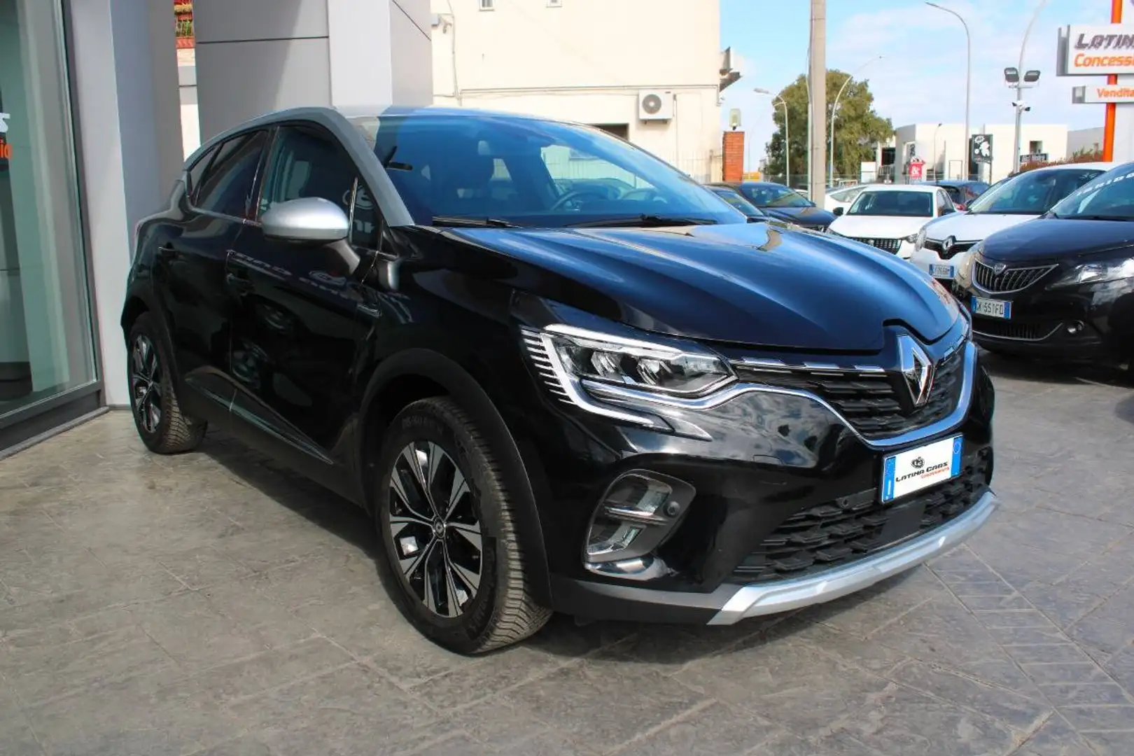 Renault Captur 1.0 tce Techno 90cv con Navigatore e CarPlay Nero - 1