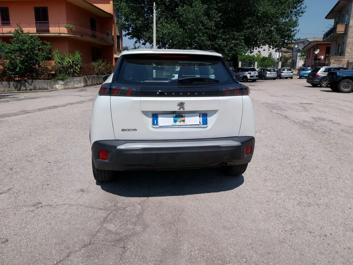 Peugeot 2008 2008 II 2020 1.5 Allure Navi Pack s&s 100cv Weiß - 2