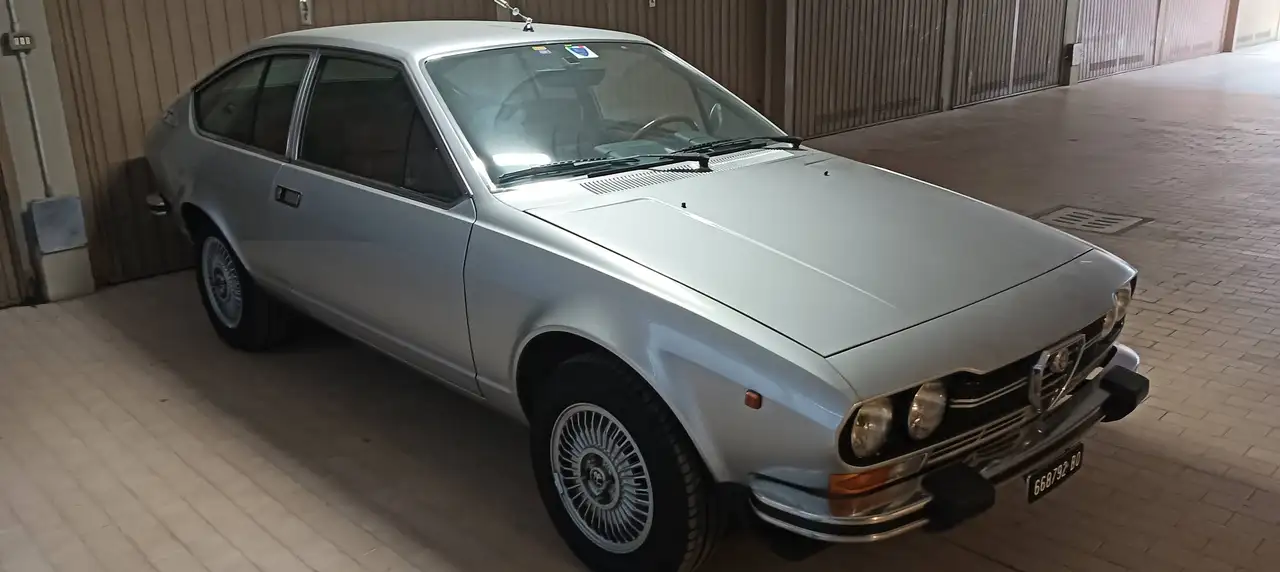 Alfa Romeo GTV 2.0 L, foto 9