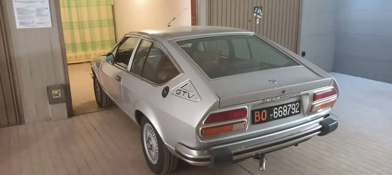 Alfa Romeo GTV 2.0 L, foto 7