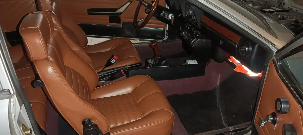 Alfa Romeo GTV 2.0 L, foto 10