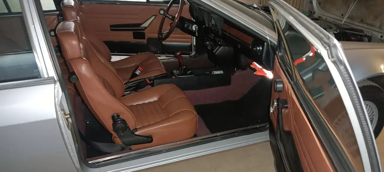 Alfa Romeo GTV 2.0 L, foto 12