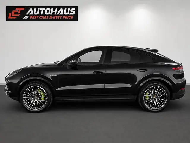 Porsche Cayenne view 2