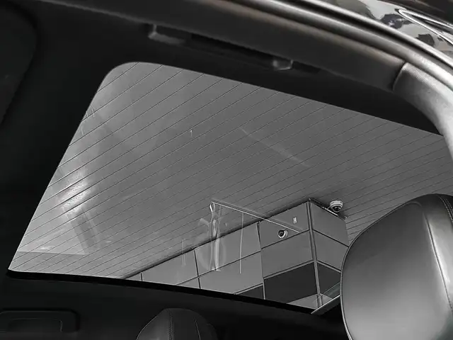 Porsche Cayenne view 30