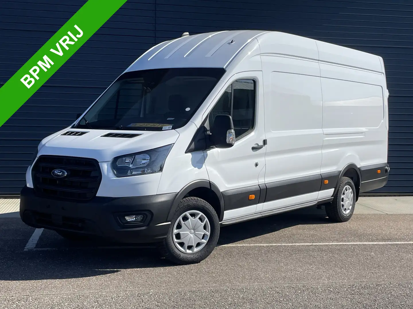 Ford Transit 350 2.0 TDCI L4H3 Trend RWD Navigatie / Trekhaak Wit - 1