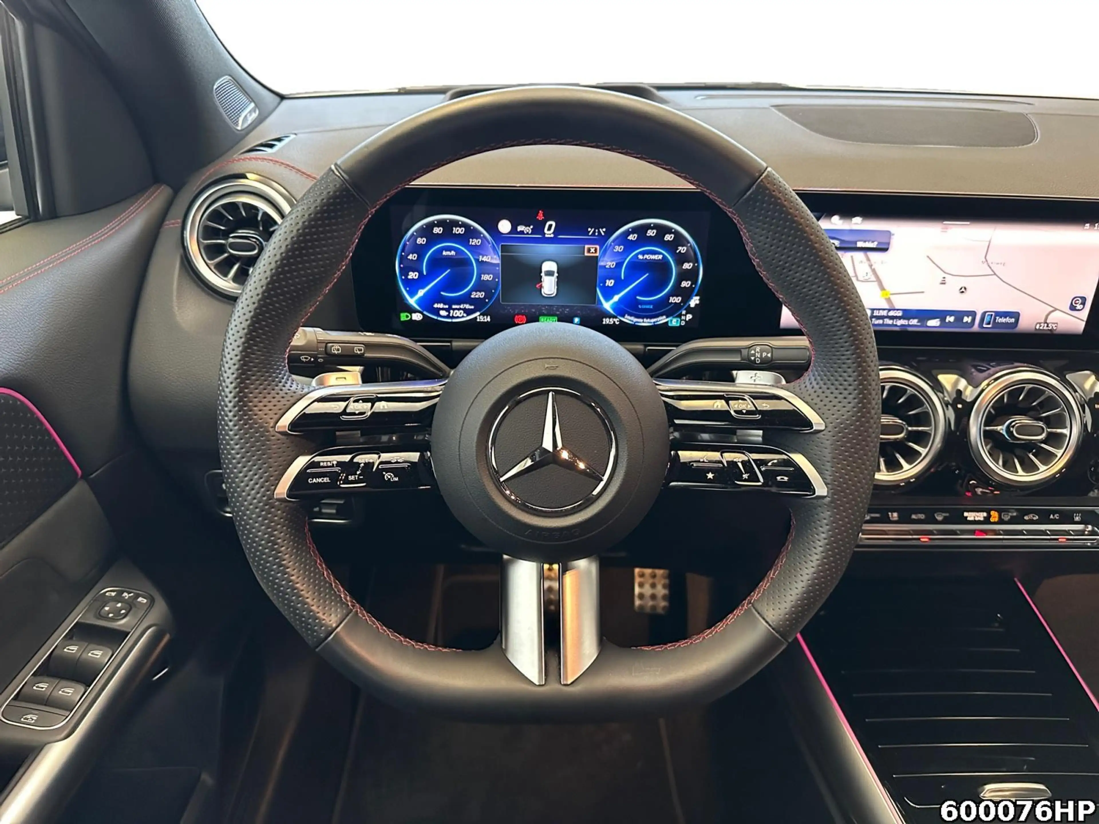 Mercedes-Benz EQA 300 4M AMG  AHK Night 360° DISTRONIC KEYLESS — photo 13