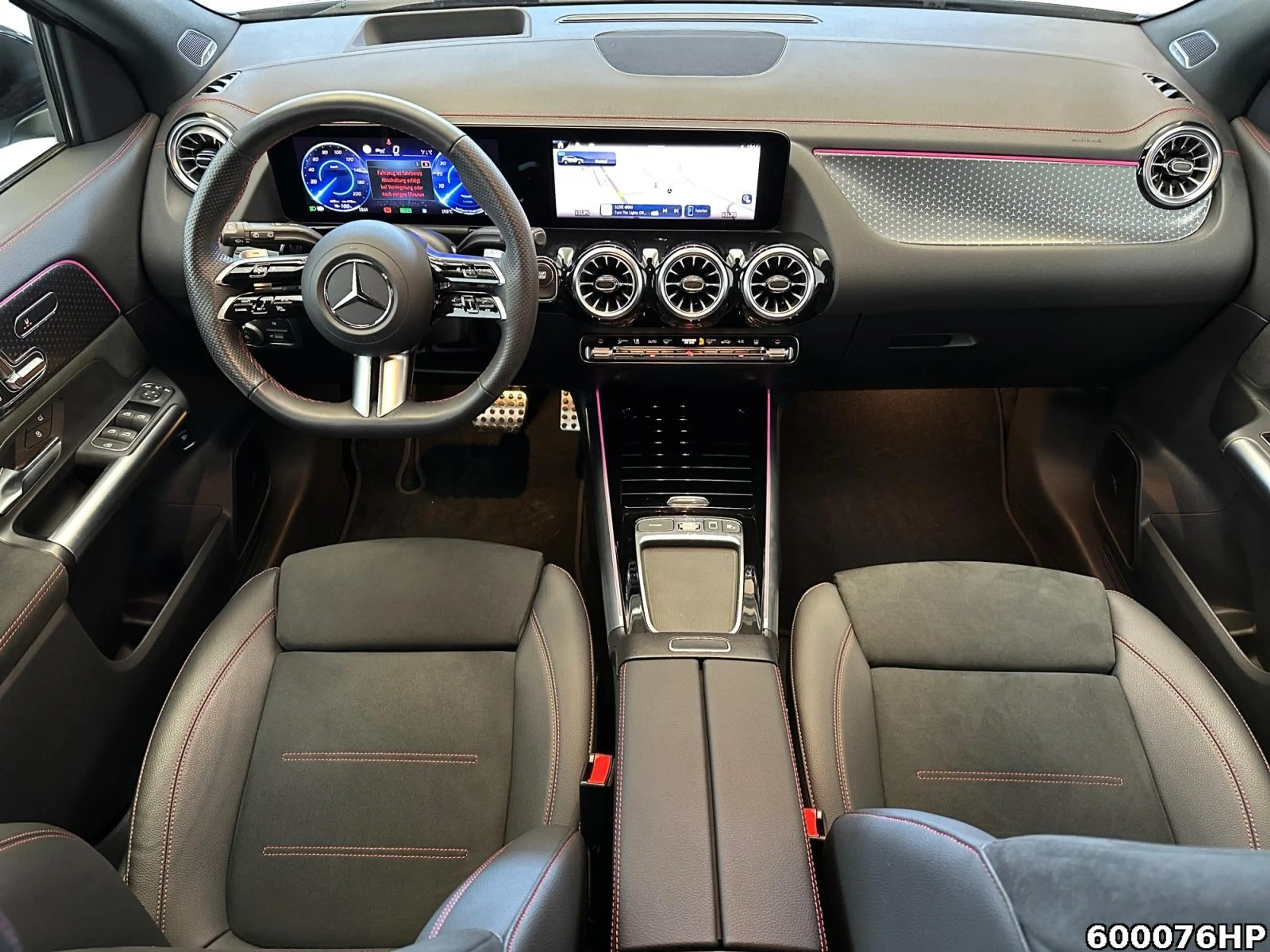 Mercedes-Benz EQA 300 4M AMG  AHK Night 360° DISTRONIC KEYLESS — photo 12