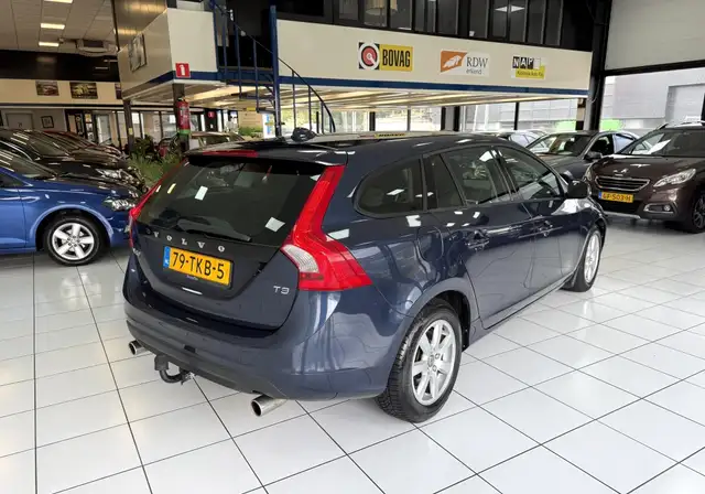 Volvo V60 view 14
