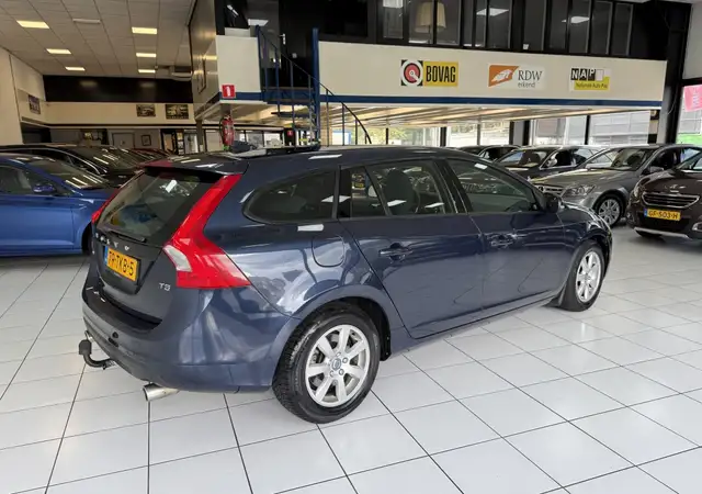 Volvo V60 view 15