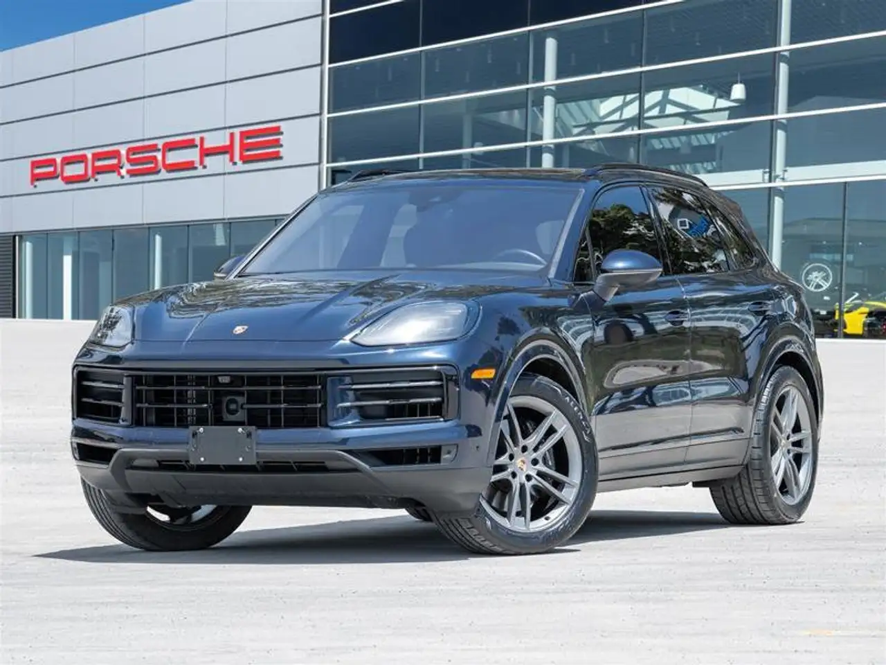 Porsche Cayenne снимка Porsche Cayenne
