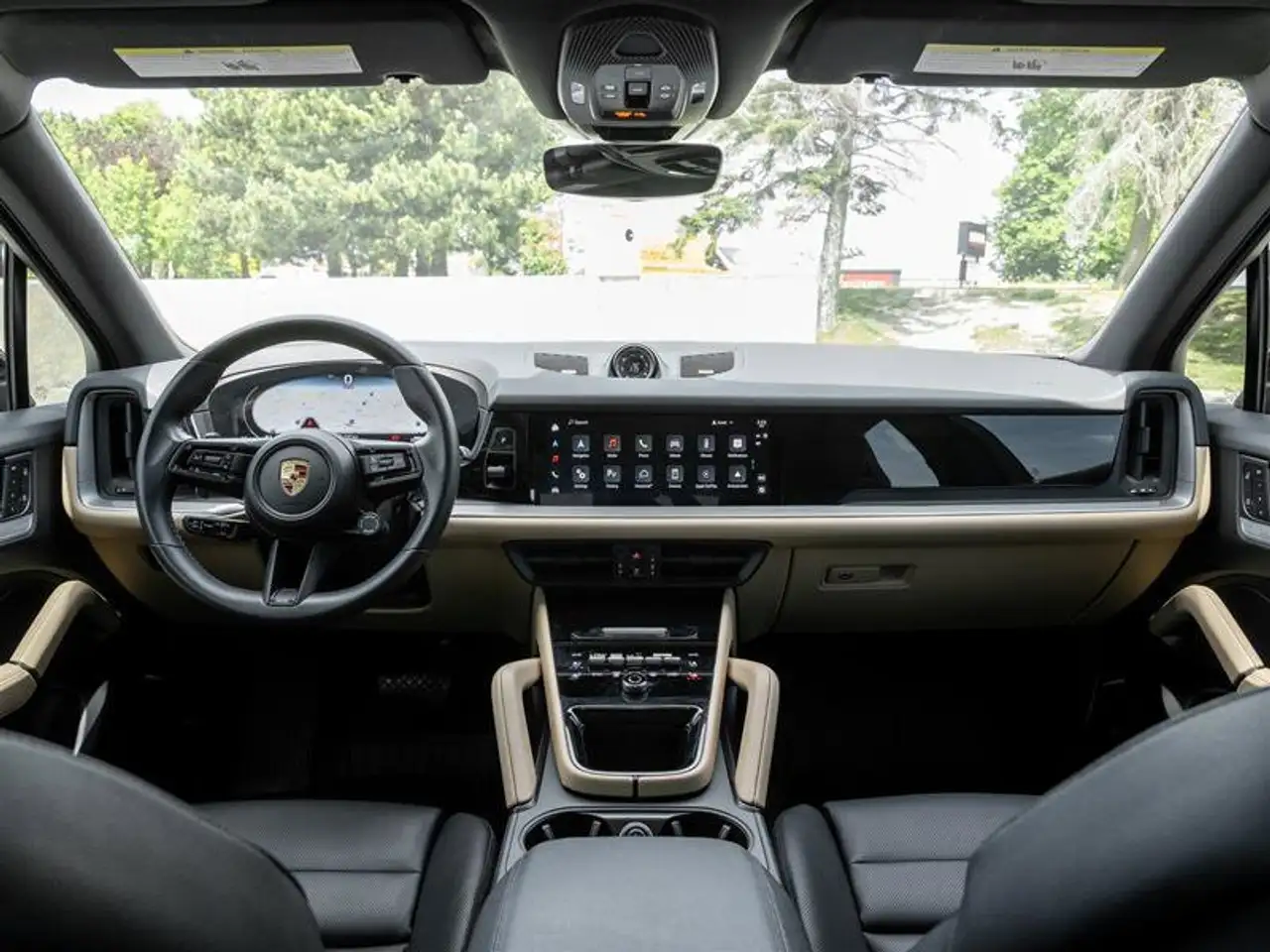 Porsche Cayenne снимка Porsche Cayenne