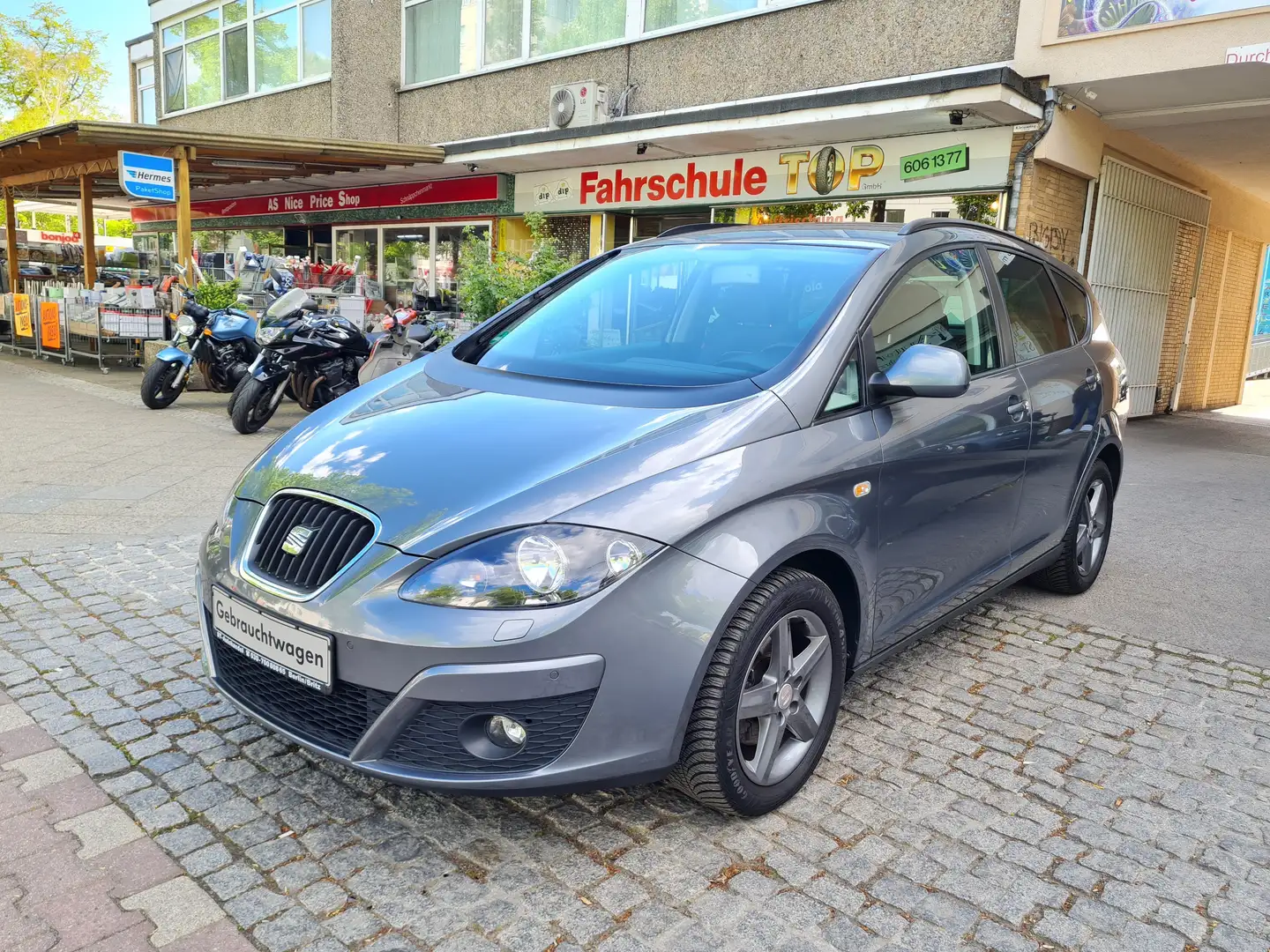 SEAT Altea XL 4You/Klimaanlage/Navigation/Scheckheft/PDC/AHK Szürke - 2