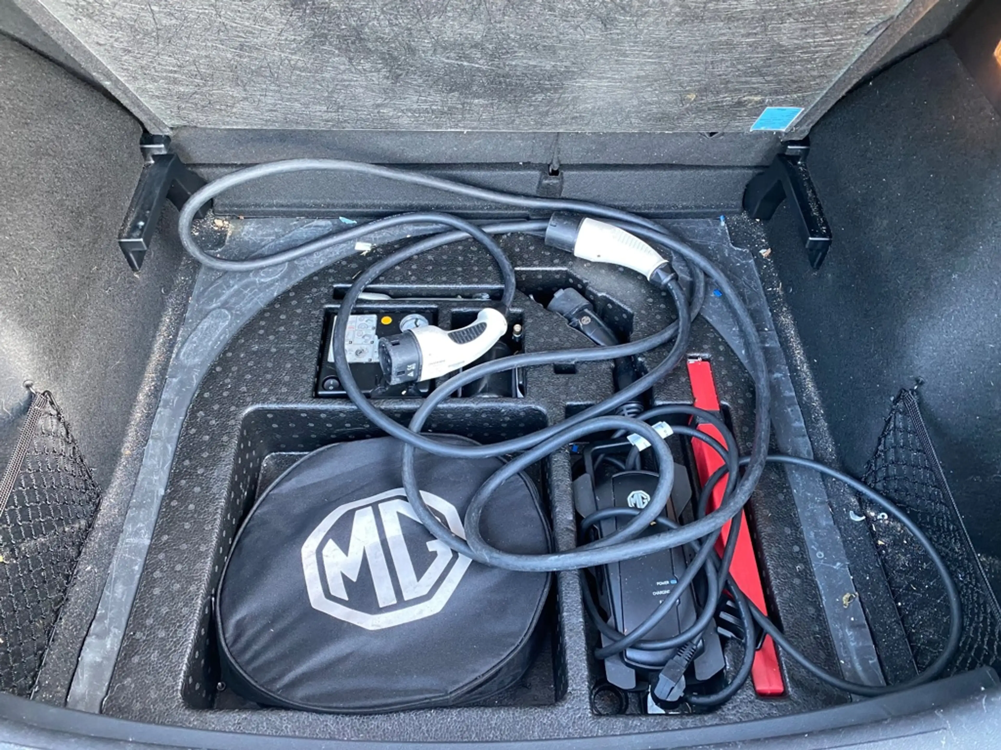 MG ZS MG EV Luxury 45 kWh — photo 9