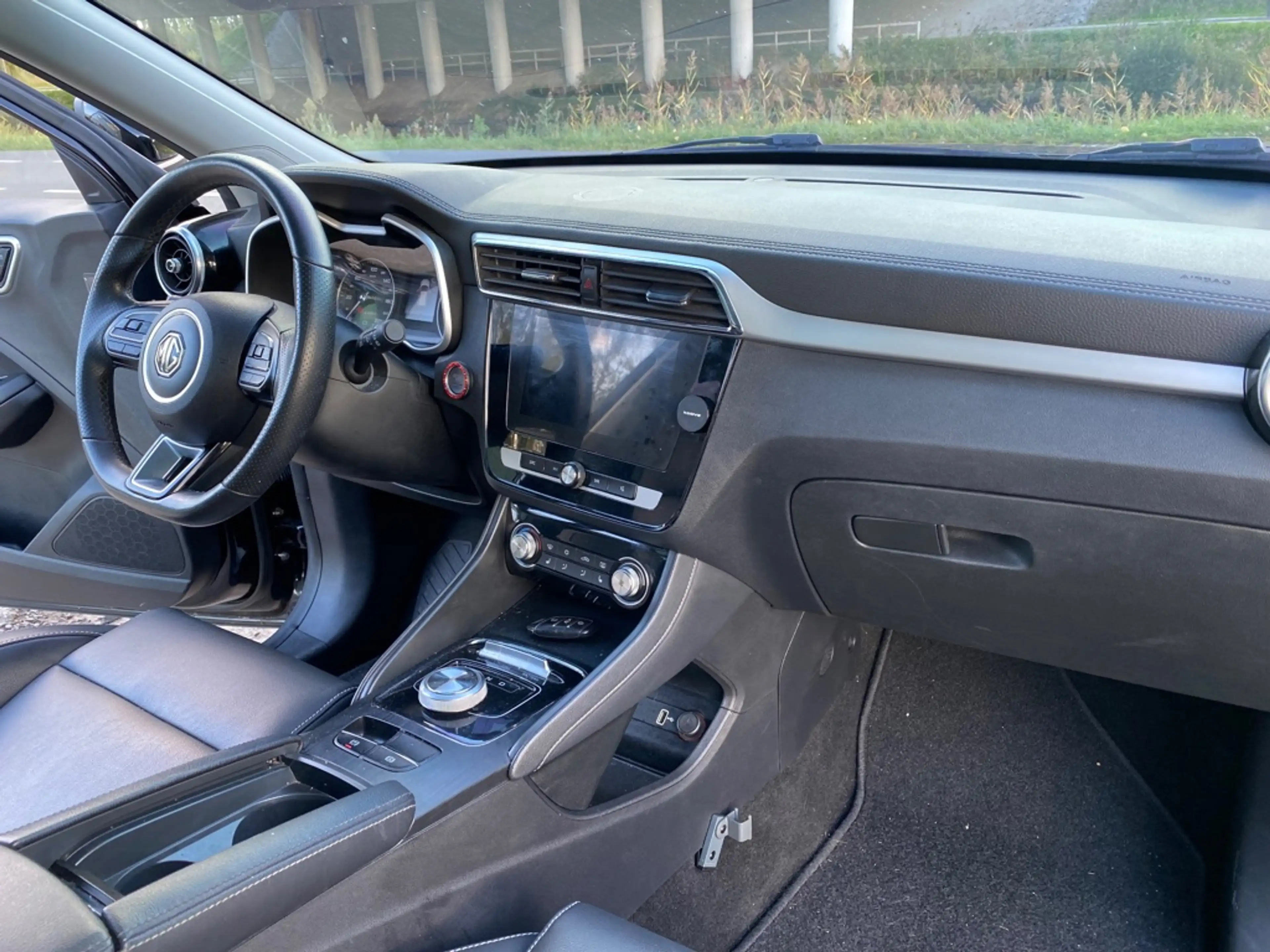 MG ZS MG EV Luxury 45 kWh — photo 12