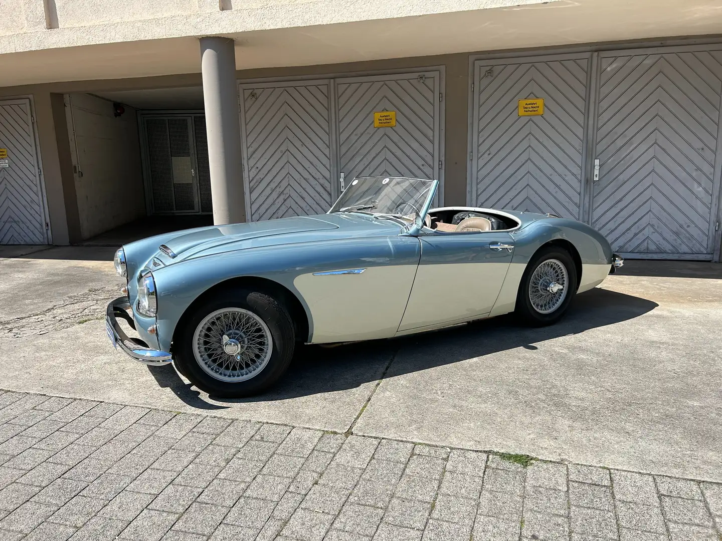 Austin-Healey 3000 MK1 BN7 Two-Seater Blau - 2