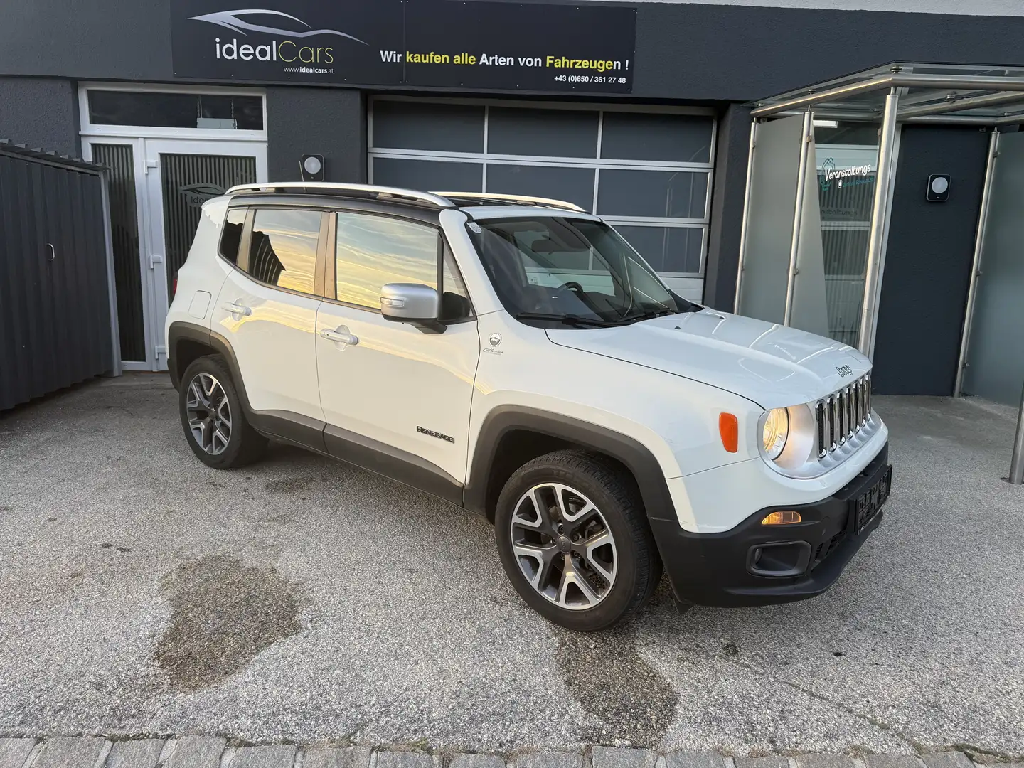Jeep Renegade 2,0 MultiJet II 140 Limited AWD - 1