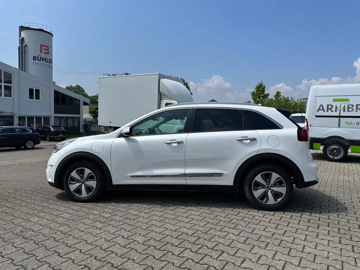 Kia Niro Spirit Plug-in Hybrid Klima Navi Leder Wit - 2