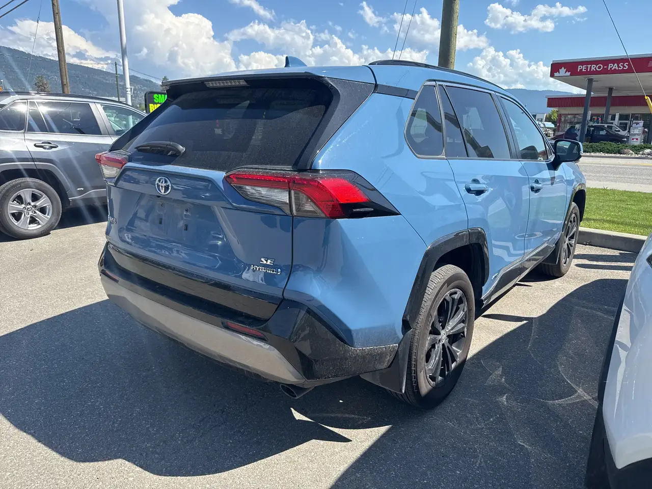 Toyota RAV 4 снимка Toyota RAV 4