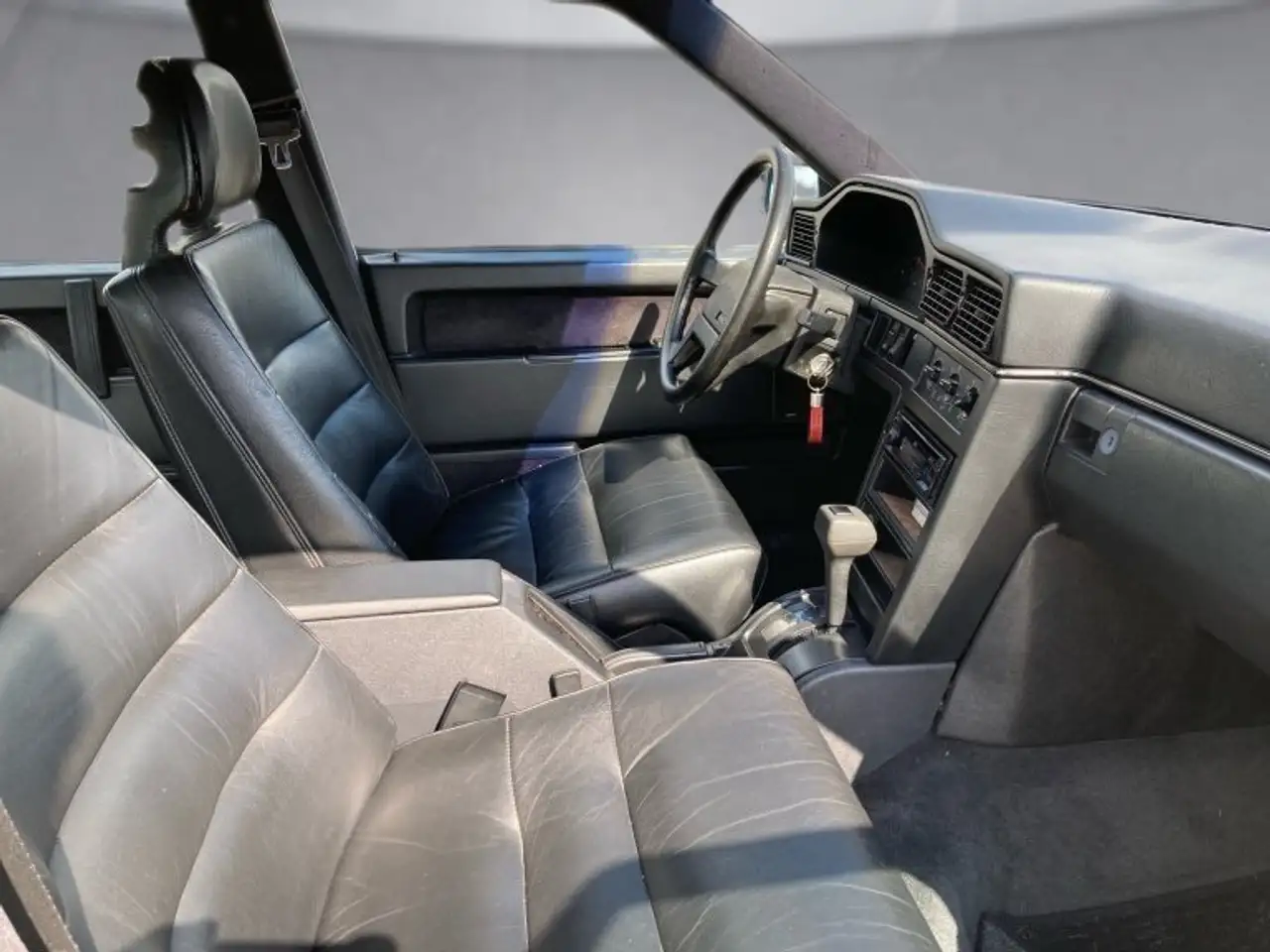 Volvo 760, foto 10