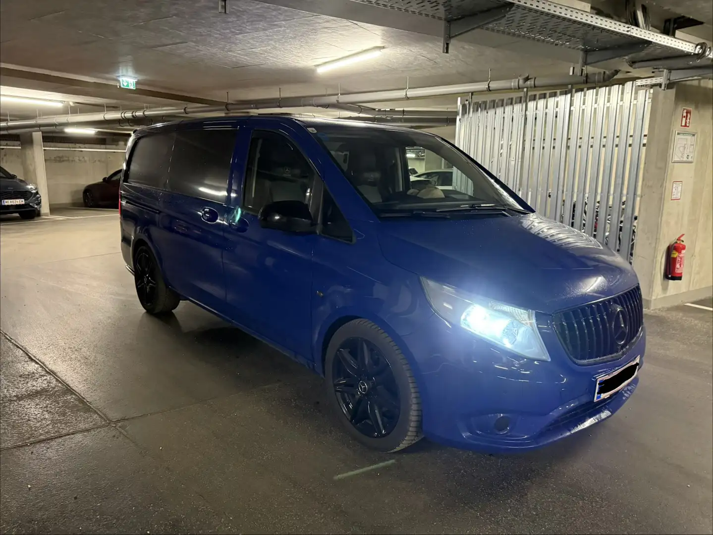 Mercedes-Benz Vito Vito 116 CDI BlueEfficiency lang Blau - 1