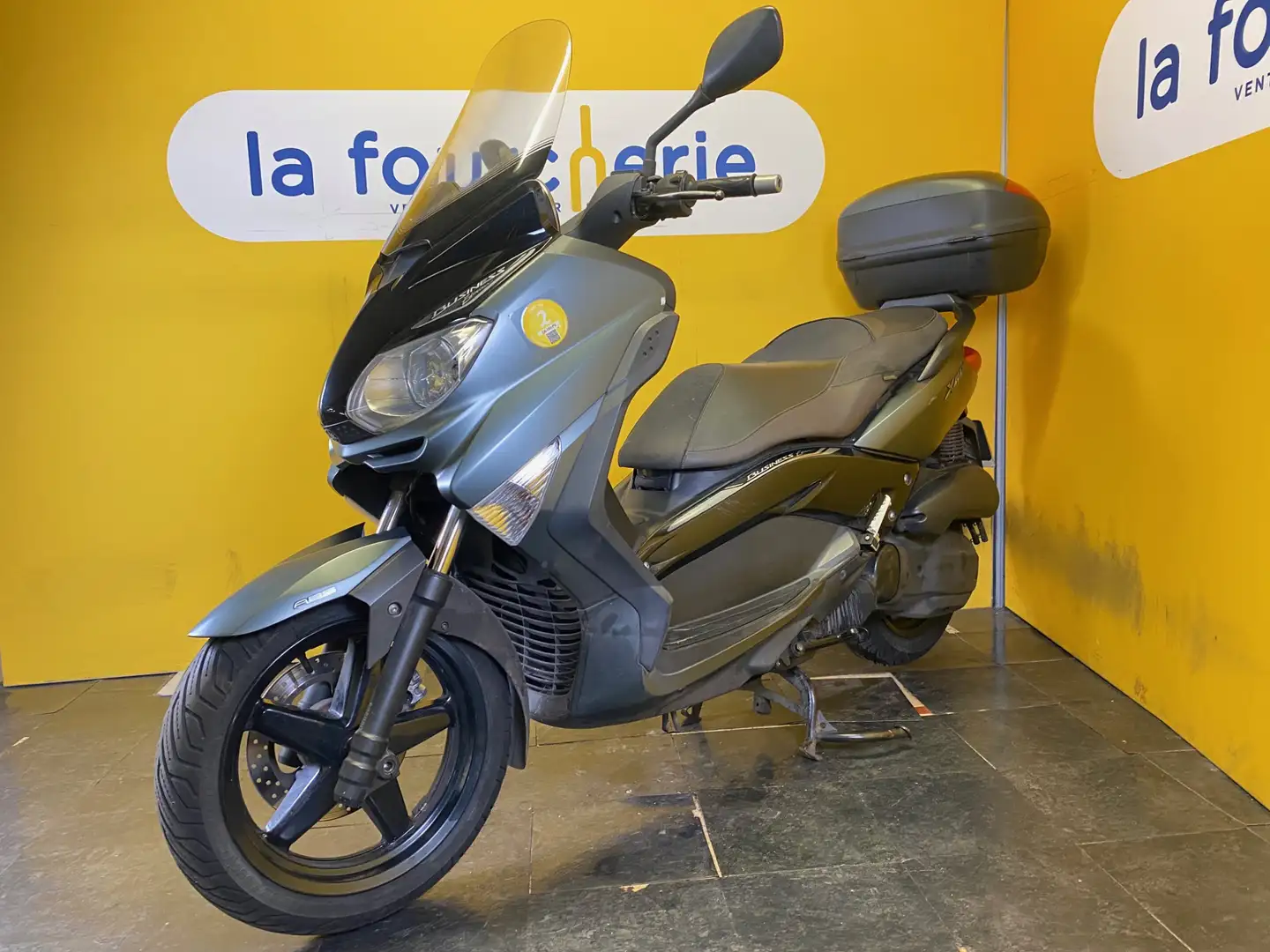 Yamaha X-Max 125 Gris - 1