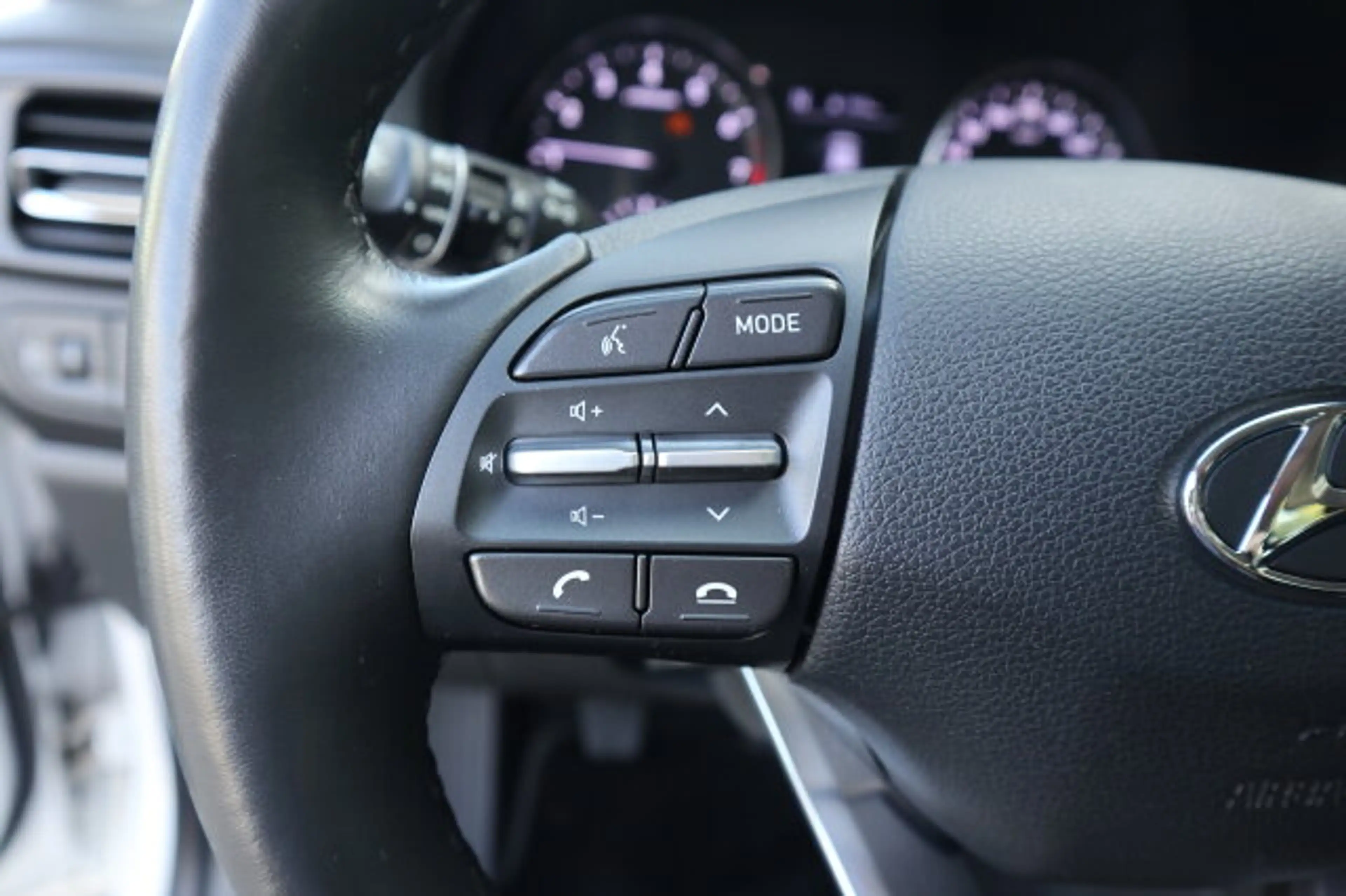 Hyundai i30 i30 1.0 T-GDI Trend Mild-Hybrid Klima/LM Autom. — photo 13