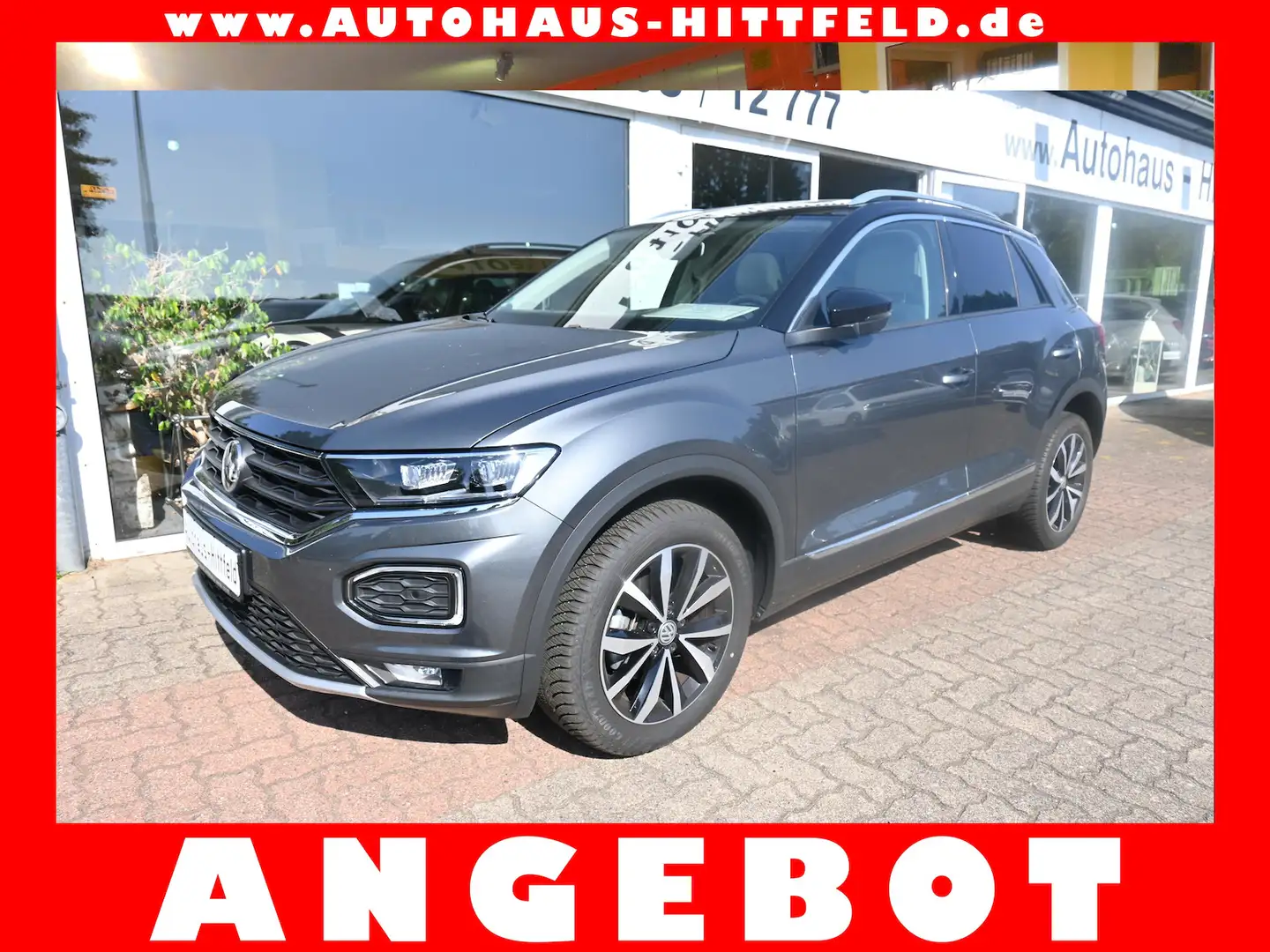 Volkswagen T-Roc 1.5 TSI *Style* DSG Klima Pano Leder LED Grau - 1