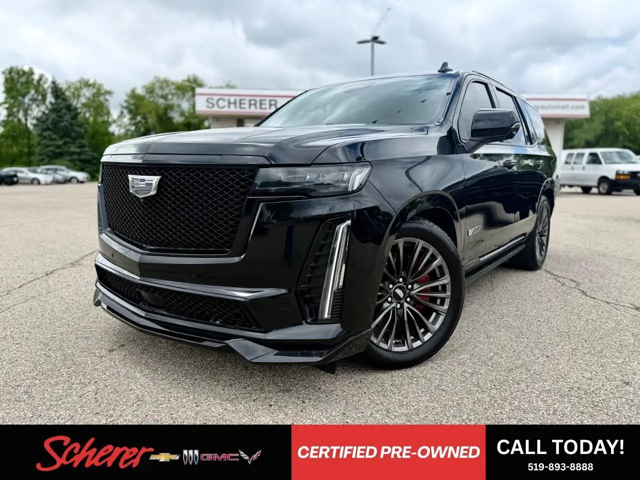 Cadillac Escalade снимка Cadillac Escalade