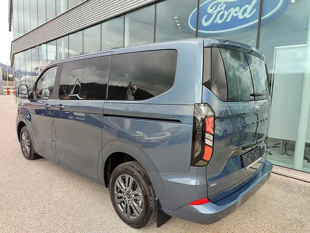 Ford Tourneo Custom Bus 2.5 PHEV 340 L1H1 FWD Titanium Aut. Ansicht 3