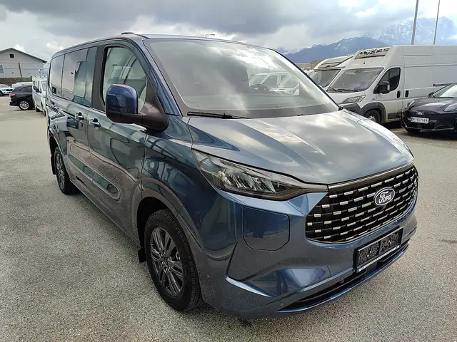 Ford Tourneo Custom Bus 2.5 PHEV 340 L1H1 FWD Titanium Aut. Ansicht 6