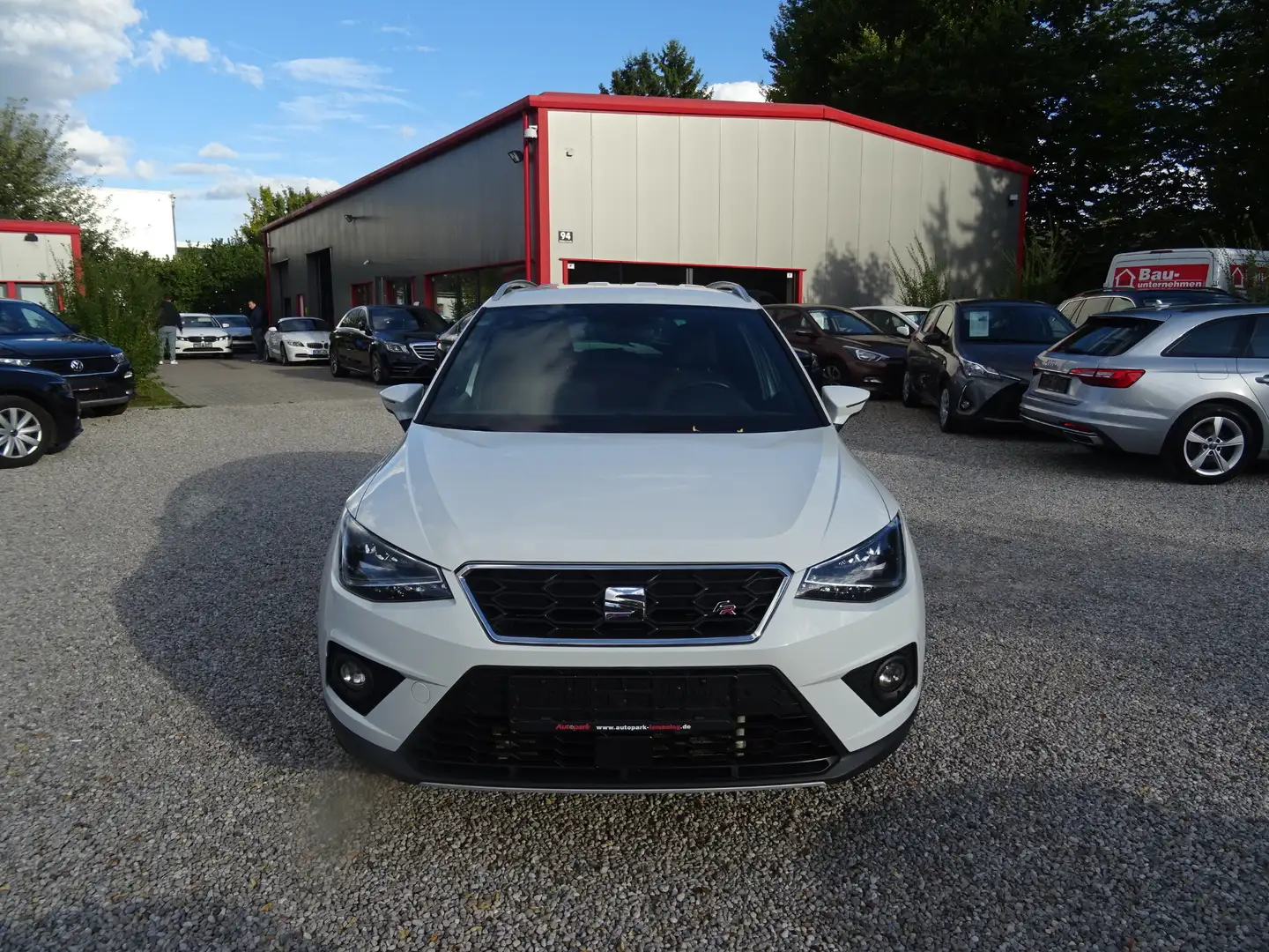 SEAT Arona (KJ7) FR Weiß - 2