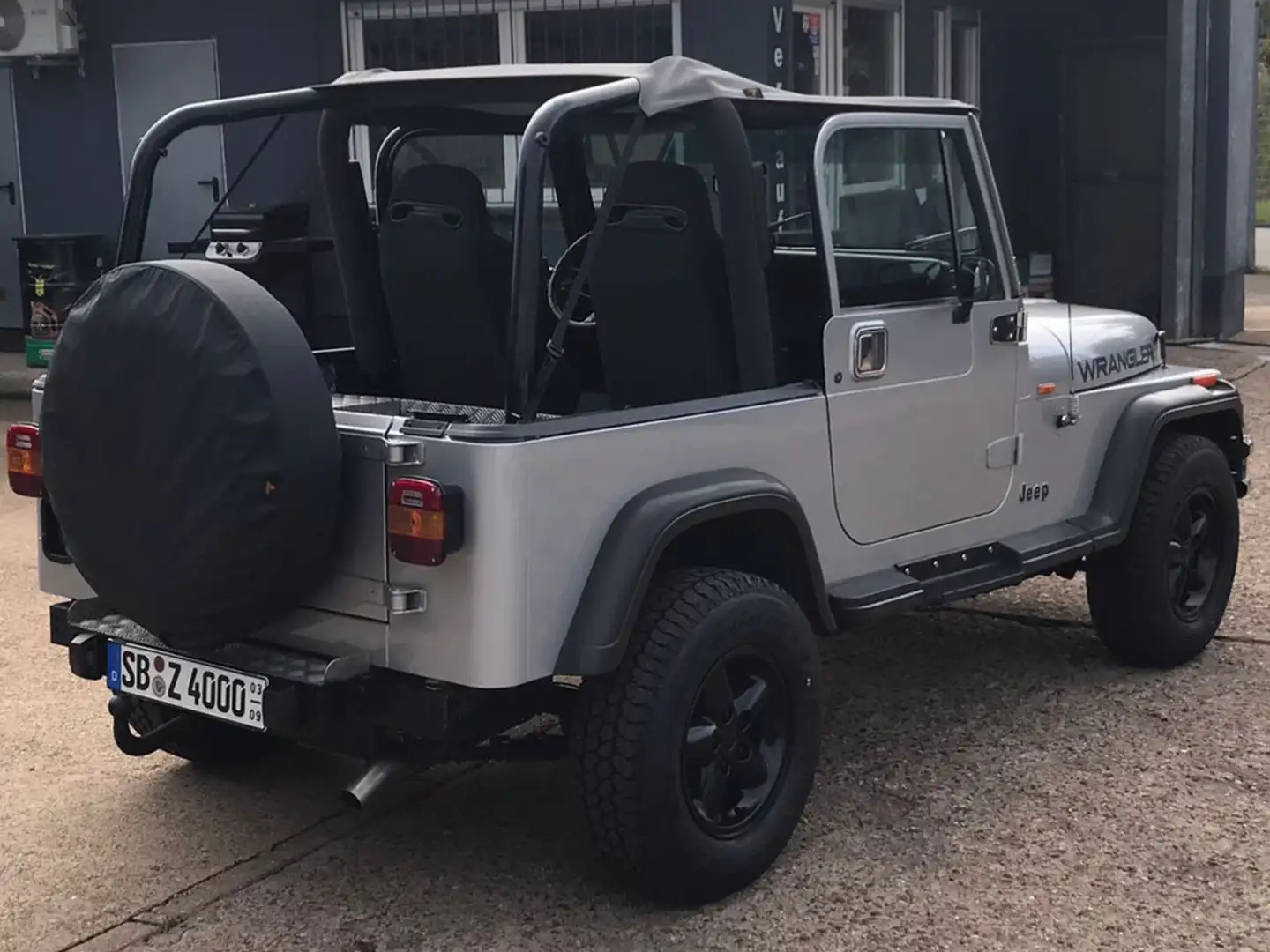 Jeep Wrangler Laredo 2.5 - 2