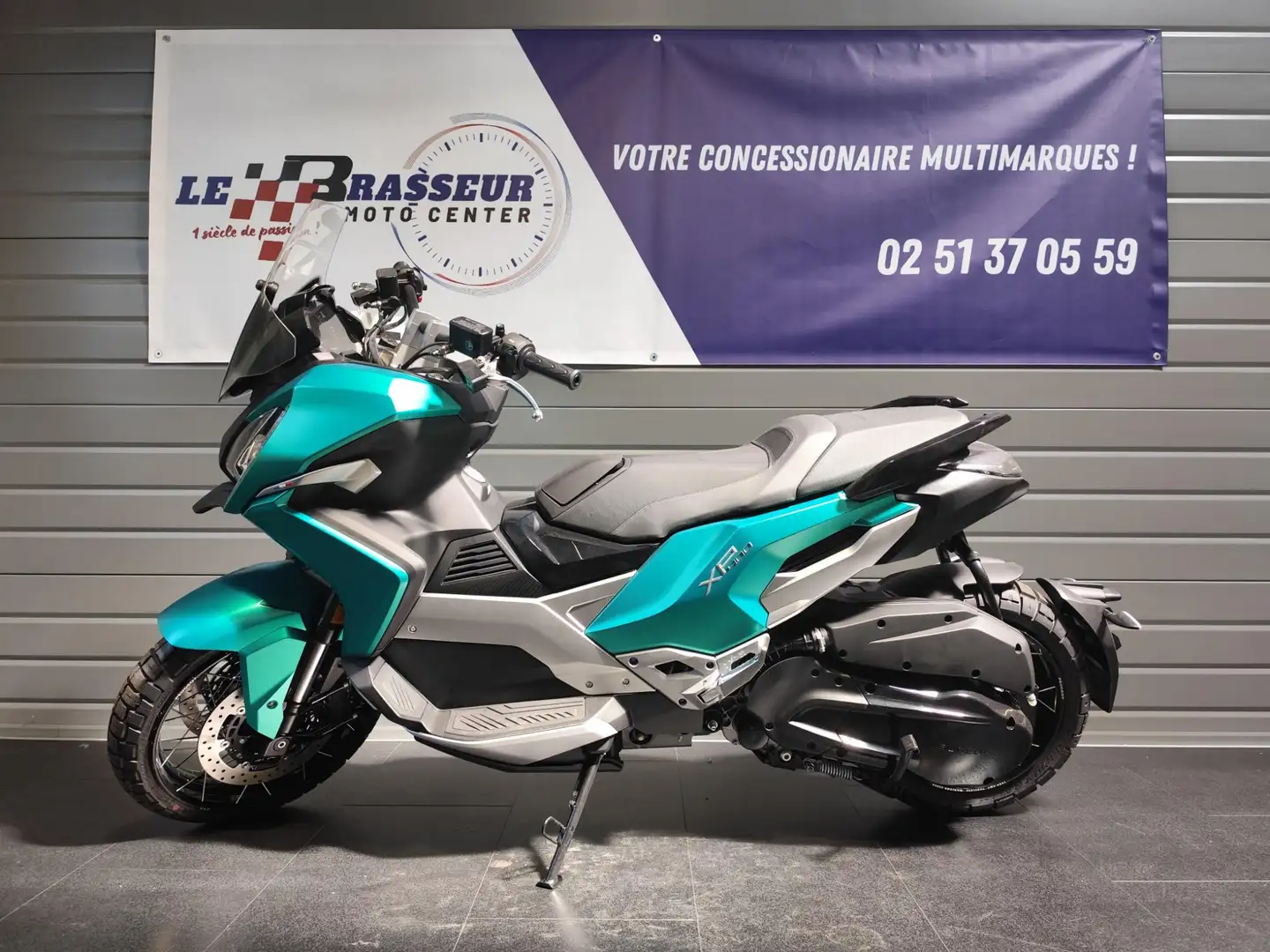 Peugeot XP400 Vert - 2