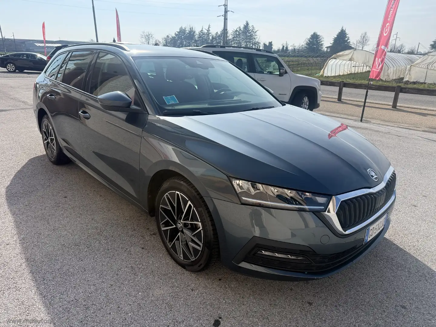 Skoda Octavia 2.0 TDI EVO SCR Wagon Ambition NUOVO MODELLO IVA E Grau - 2