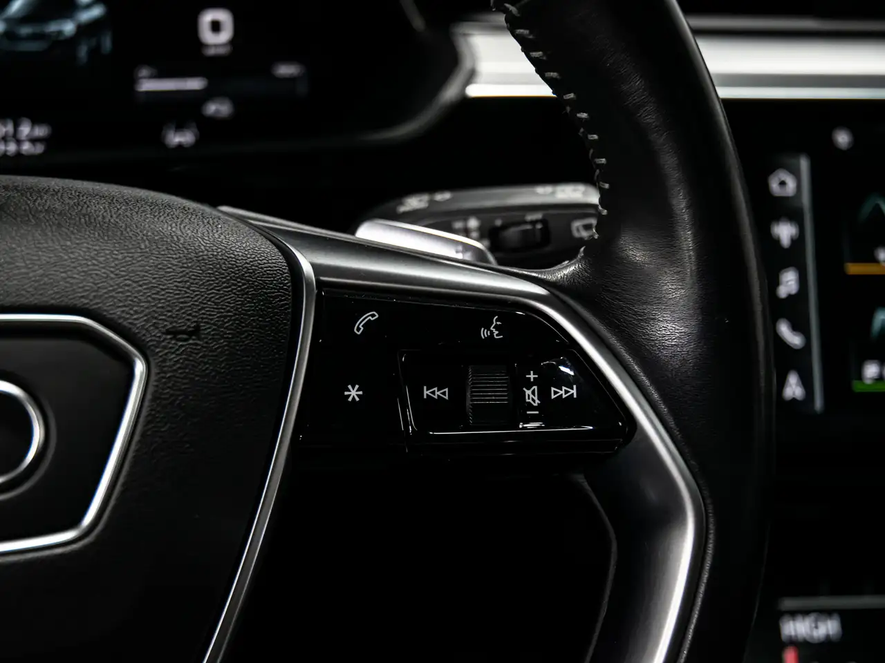 Audi e-tron снимка Audi e-tron