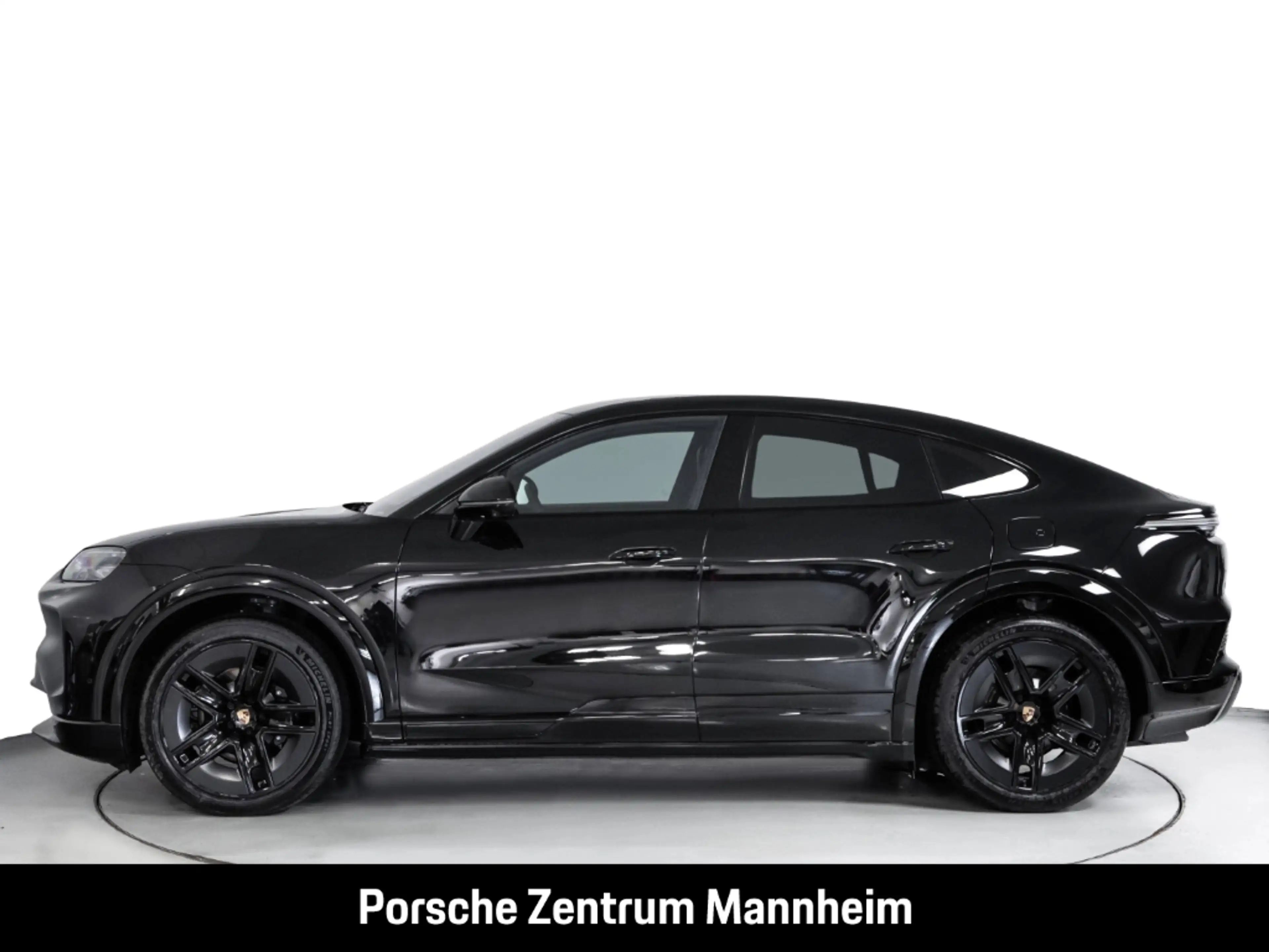 Porsche Cayenne Coupe Electric — photo 2