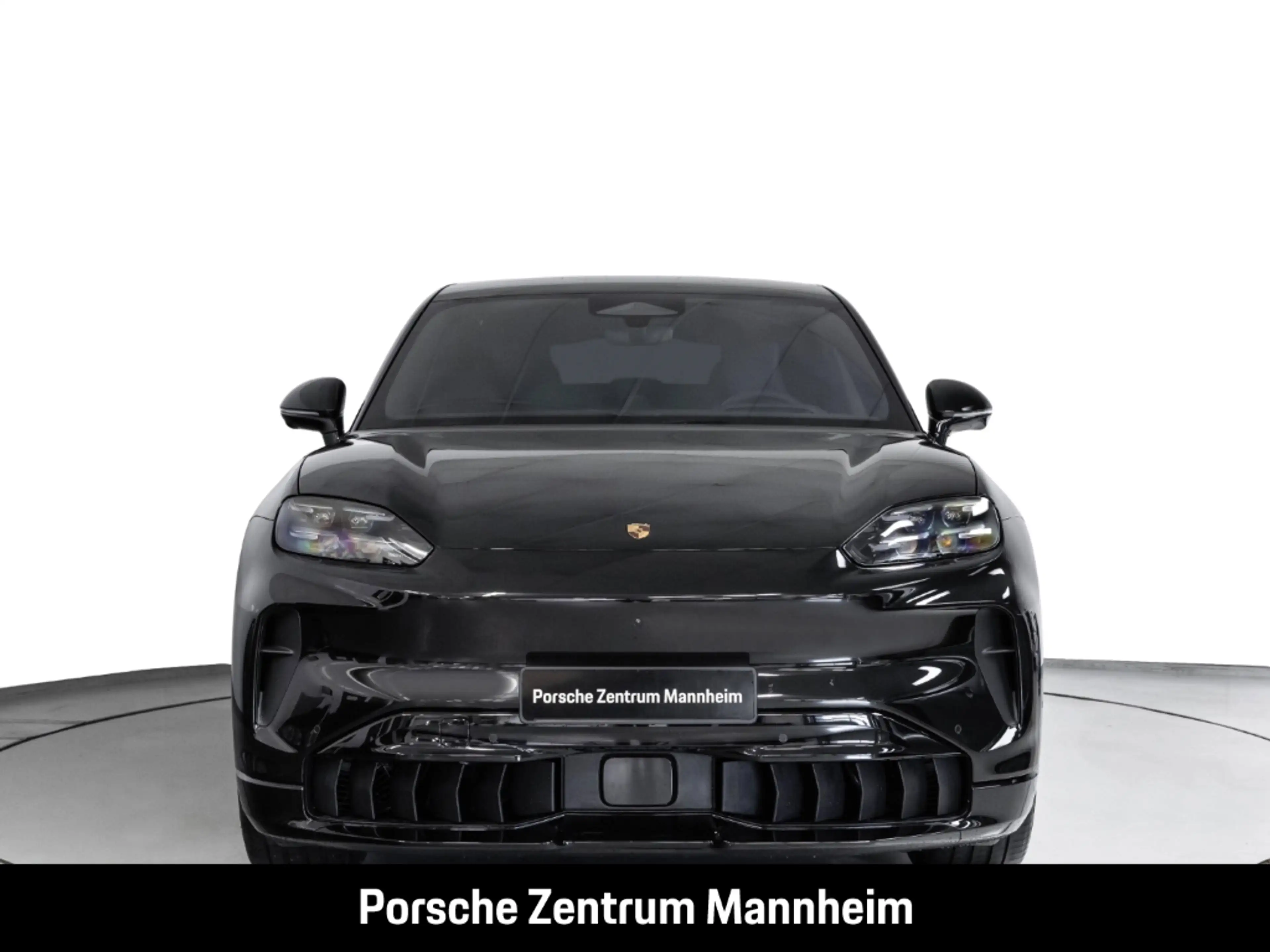 Porsche Cayenne Coupe Electric — photo 6
